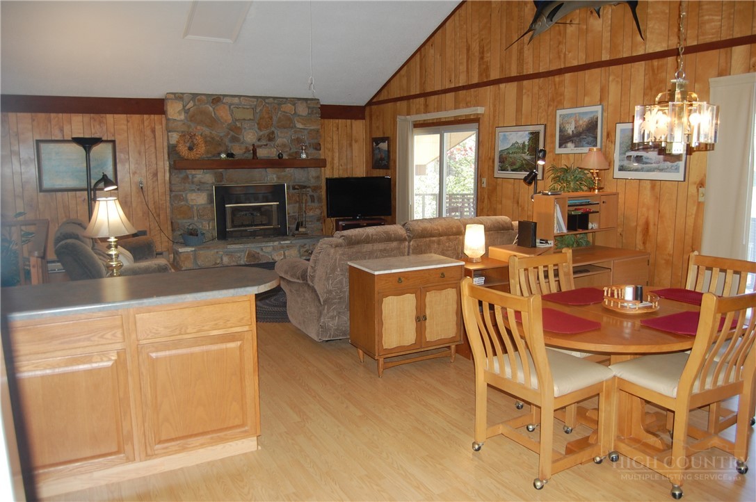 61 Dew Drop Loop Newland, NC 28657 - Photo 5 of 26