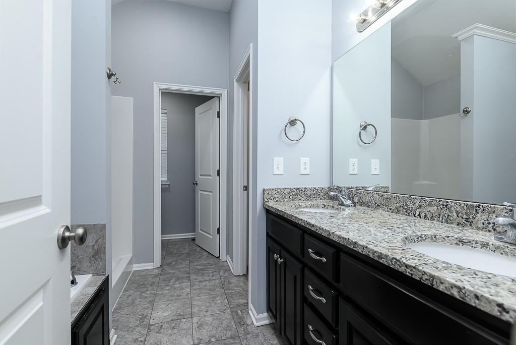6983 141st Street Basehor, KS 66007 - Photo 14 of 28