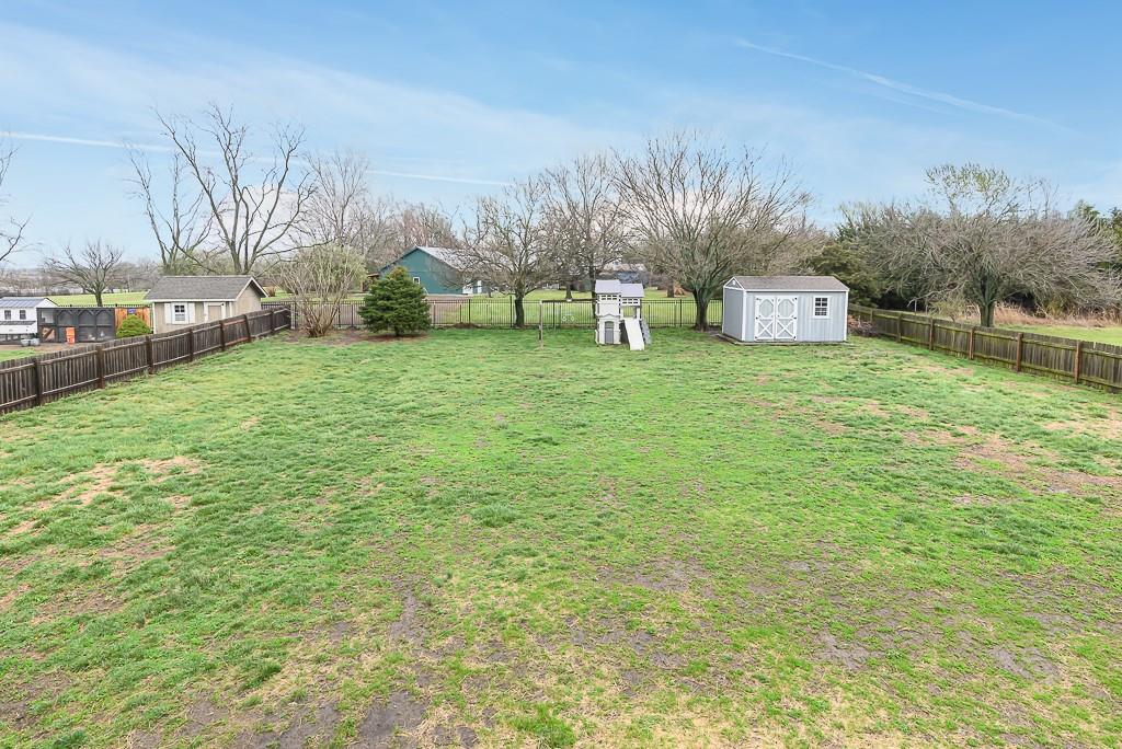 6983 141st Street Basehor, KS 66007 - Photo 22 of 28