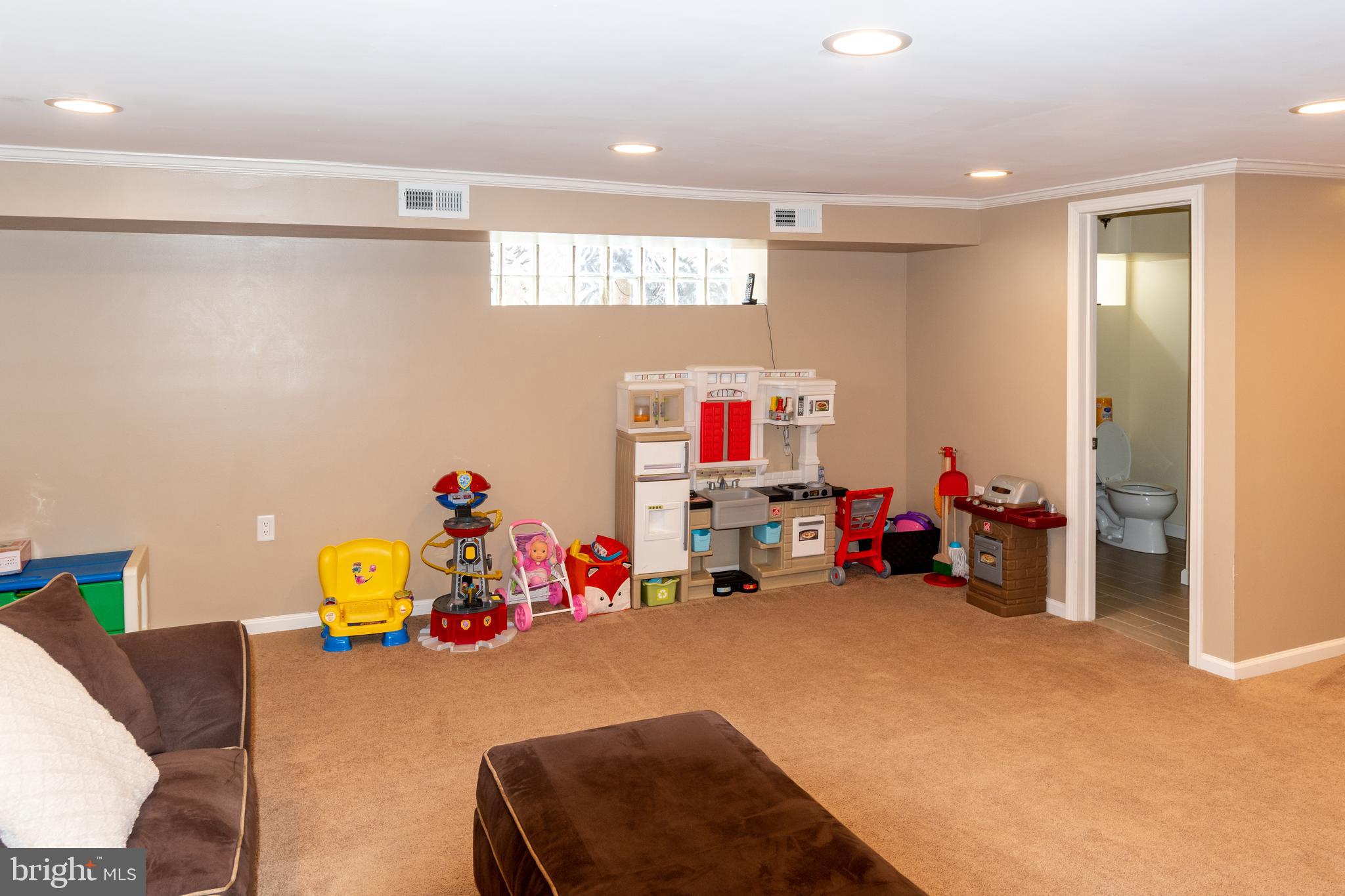 1110 Ripley Street Philadelphia, PA 19111 - Photo 15 of 19 Finished Basement