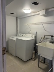 160 Camelot Way Bolingbrook, IL 60440 - Photo 4 of 16