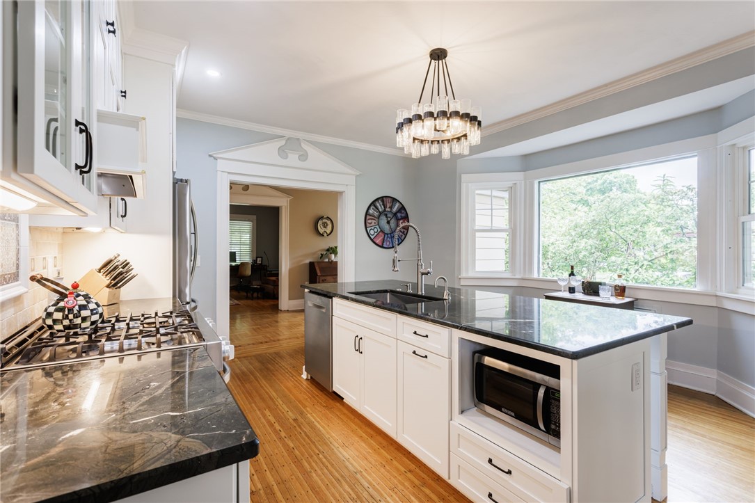 11 Vick Park B Rochester, NY 14607 - Photo 14 of 50