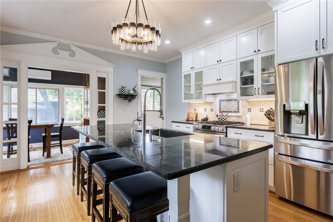 11 Vick Park B Rochester, NY 14607 - Photo 7 of 50