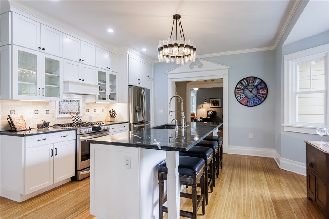 11 Vick Park B Rochester, NY 14607 - Photo 10 of 50