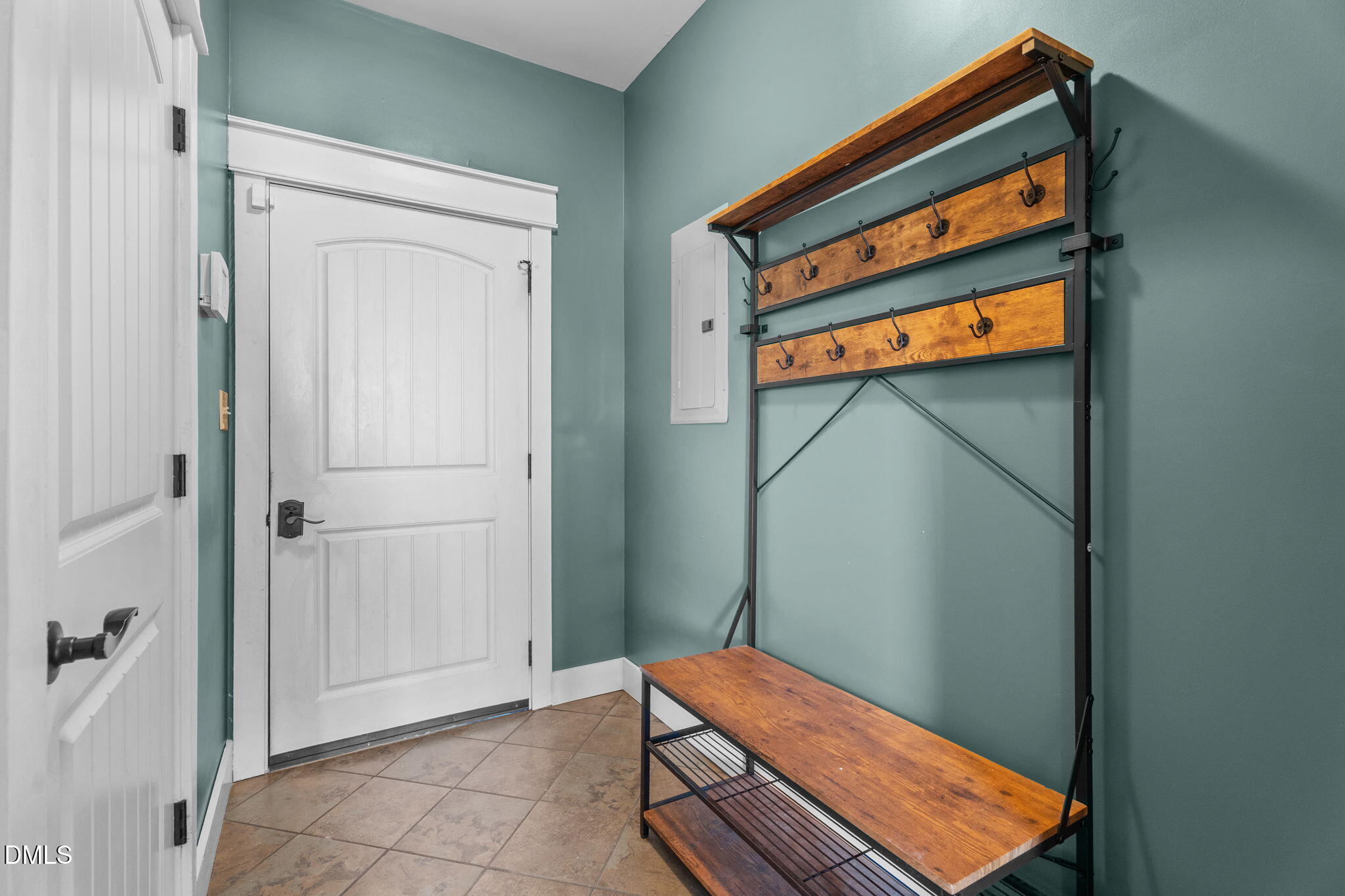 6559 Dolphus Lane Sims, NC 27880 - Photo 26 of 43 a room with a door and a mirror