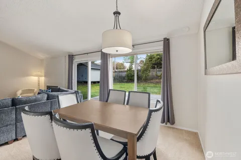 $1,700,000 | 315 124th Place Northeast, Bellevue, WA 98005