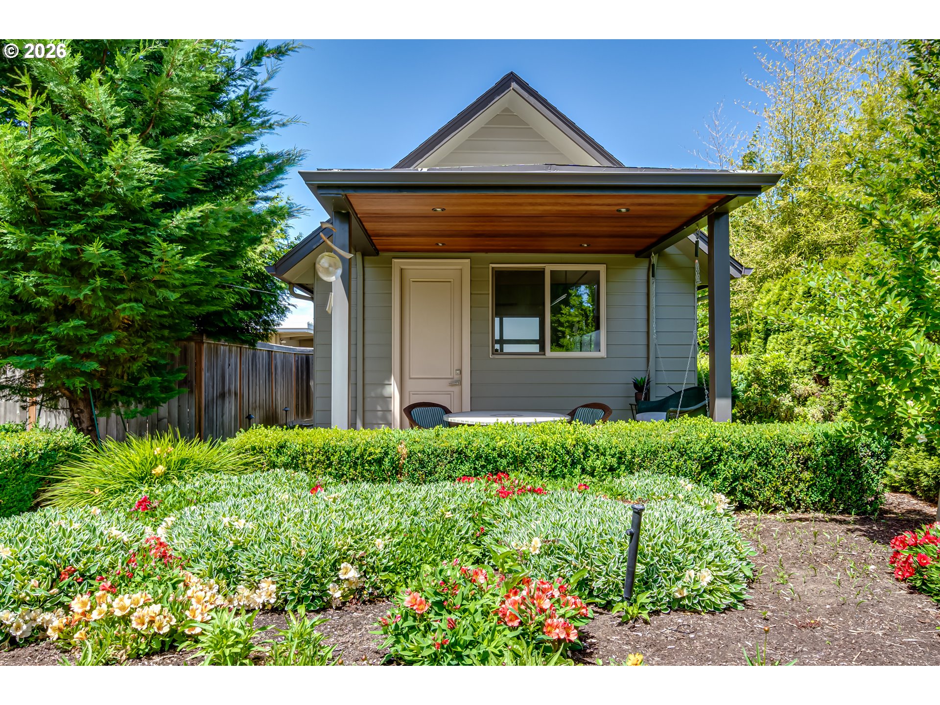 1595 Victorian Way Eugene, OR 97401 - Photo 36 of 48 Shop