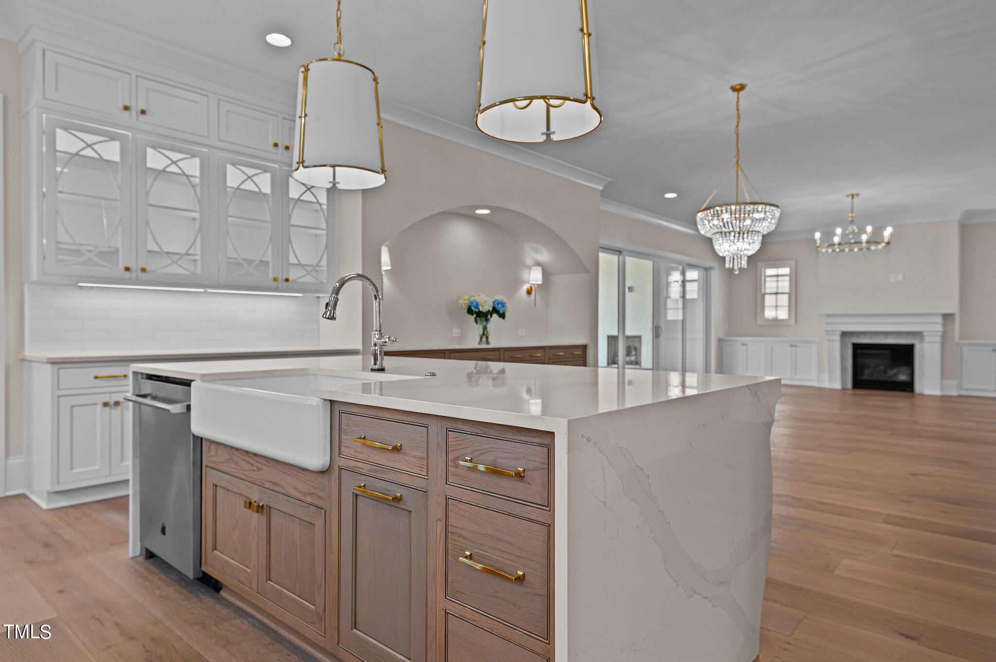 2635 Marchmont Street Raleigh, NC 27608 - Photo 9 of 57 27-web-or-mls-DSC_6200