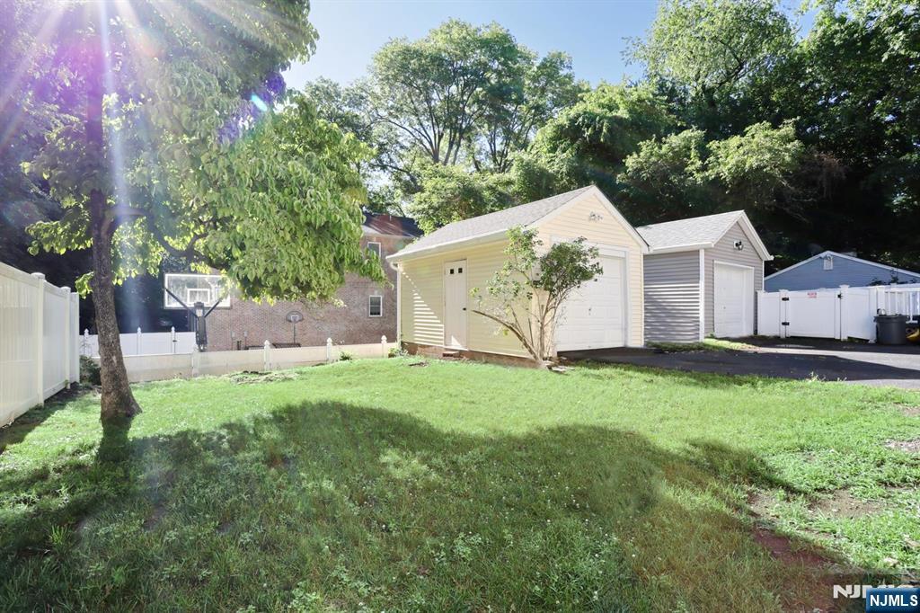 72 Belmar Street Demarest, NJ 07627 - Photo 37 of 39