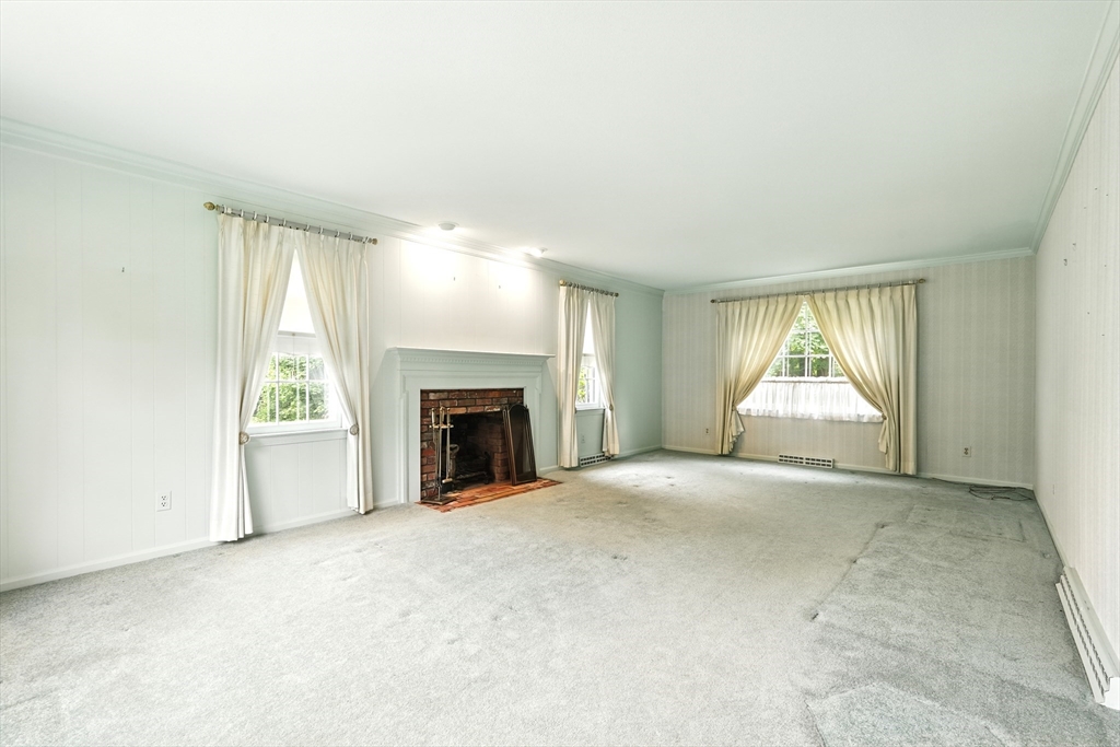 98 Coventry Lane Longmeadow, MA 01106 - Photo 14 of 42