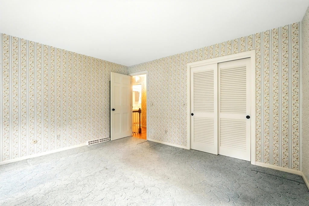 98 Coventry Lane Longmeadow, MA 01106 - Photo 26 of 42