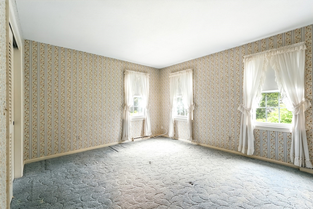 98 Coventry Lane Longmeadow, MA 01106 - Photo 27 of 42