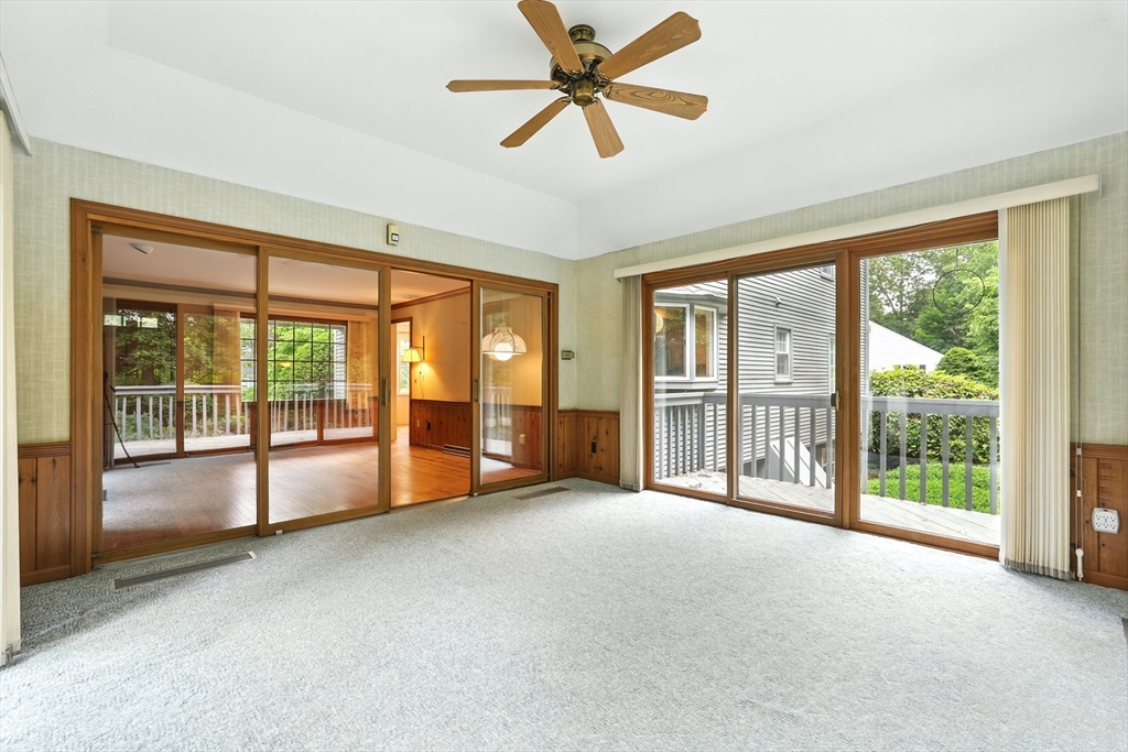 98 Coventry Lane Longmeadow, MA 01106 - Photo 5 of 42