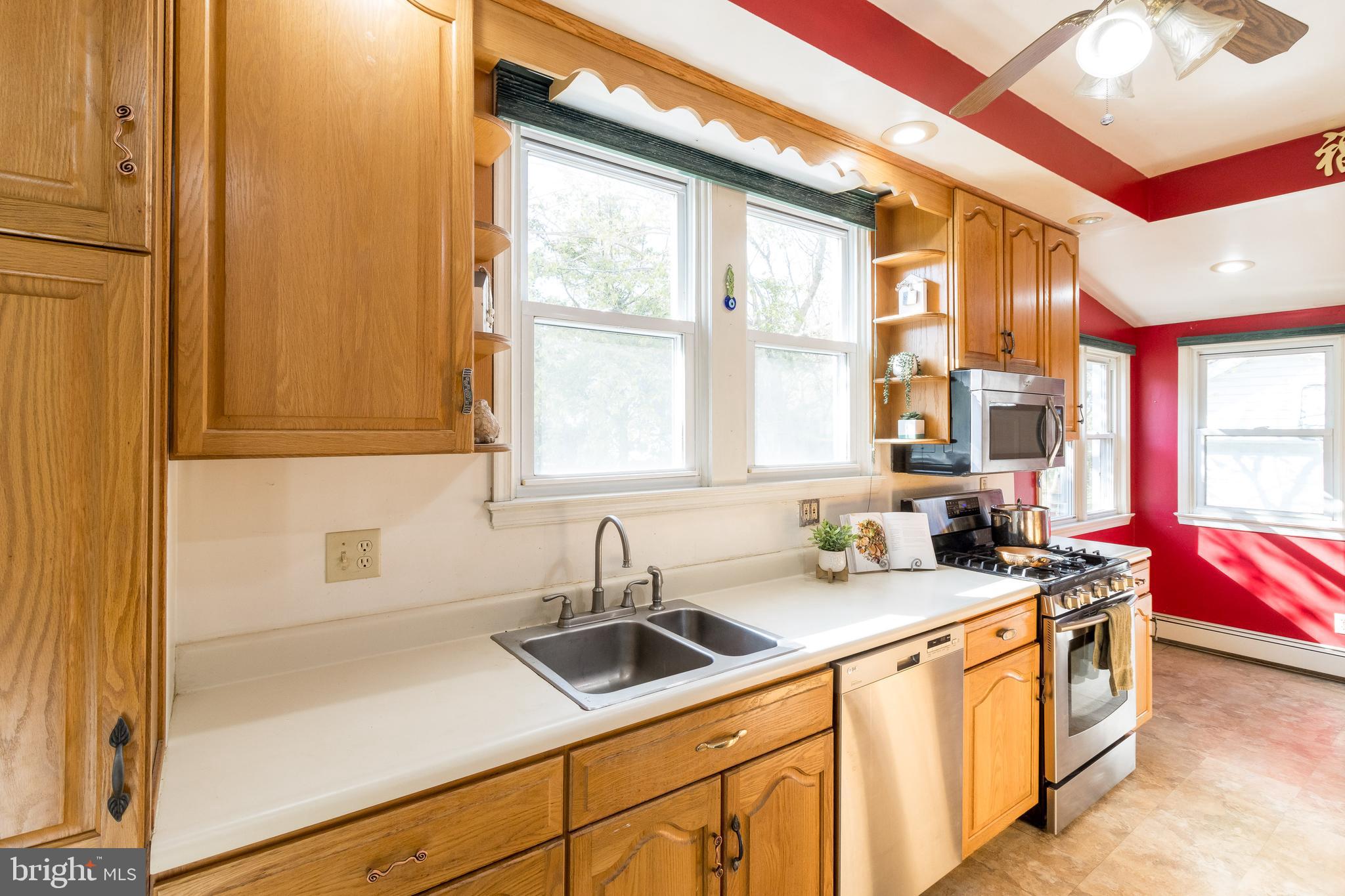 607 Plymouth Road Baltimore, MD 21229 - Photo 17 of 50