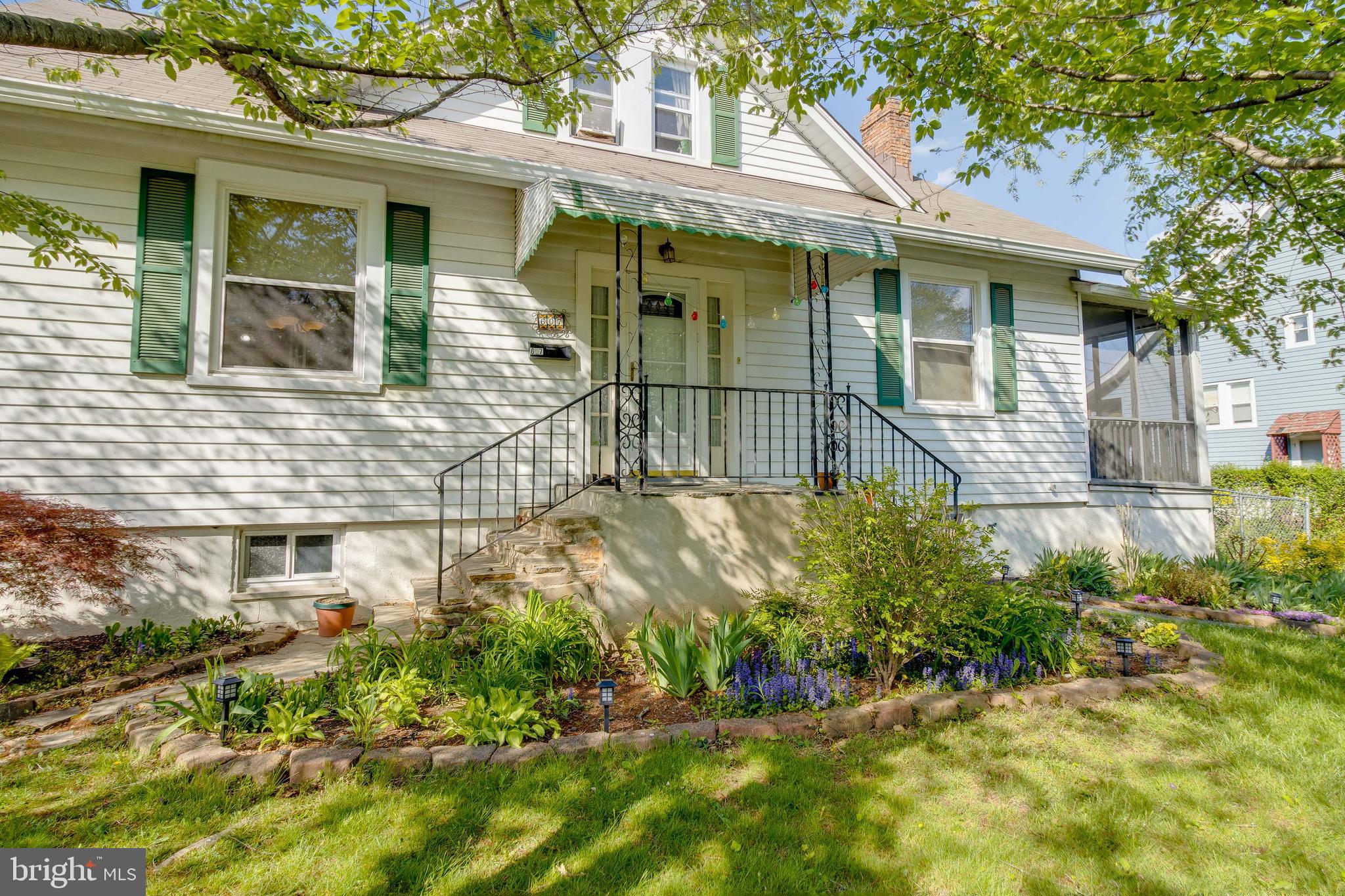 607 Plymouth Road Baltimore, MD 21229 - Photo 4 of 50