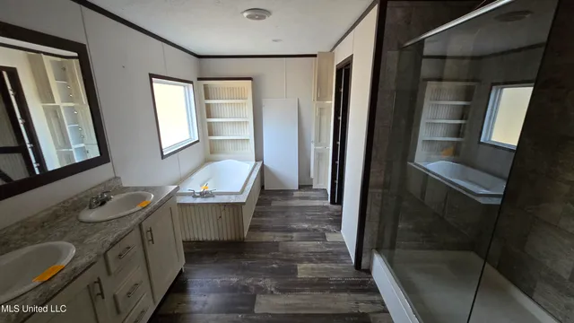 $190,000 | 1295 Hillside Road, Holcomb, MS 38940