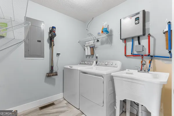 $430,000 | 2605 Highway 41, Perry, GA 31069