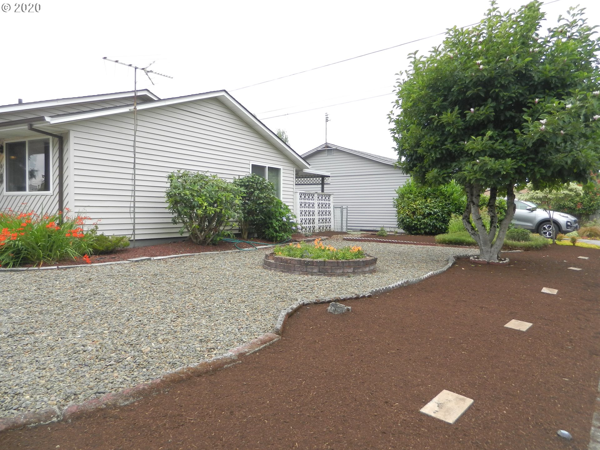 1301 Rainier Road Woodburn, OR 97071 - Photo 17 of 26 Gallery Image 17