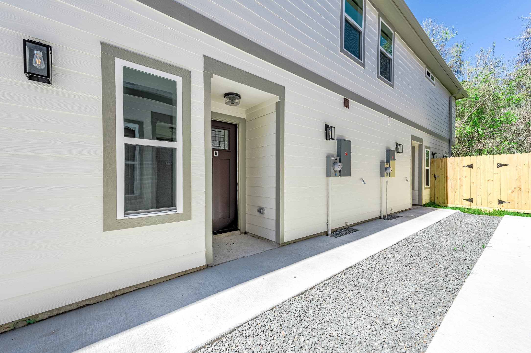 2024 Hampton Street, Unit A B Houston, TX 77088 - Photo 29 of 31 a view of a front of house with a street