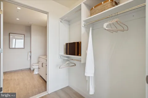 $3,060 | 1-5 Dock Street, Unit 2603, Philadelphia, PA 19106