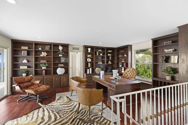 $15,995,000 | 8430 Whale Watch Way, La Jolla, CA 92037