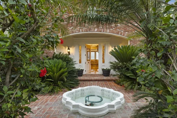 $15,995,000 | 8430 Whale Watch Way, La Jolla, CA 92037