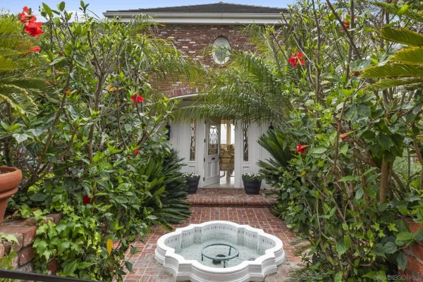 $15,995,000 | 8430 Whale Watch Way, La Jolla, CA 92037