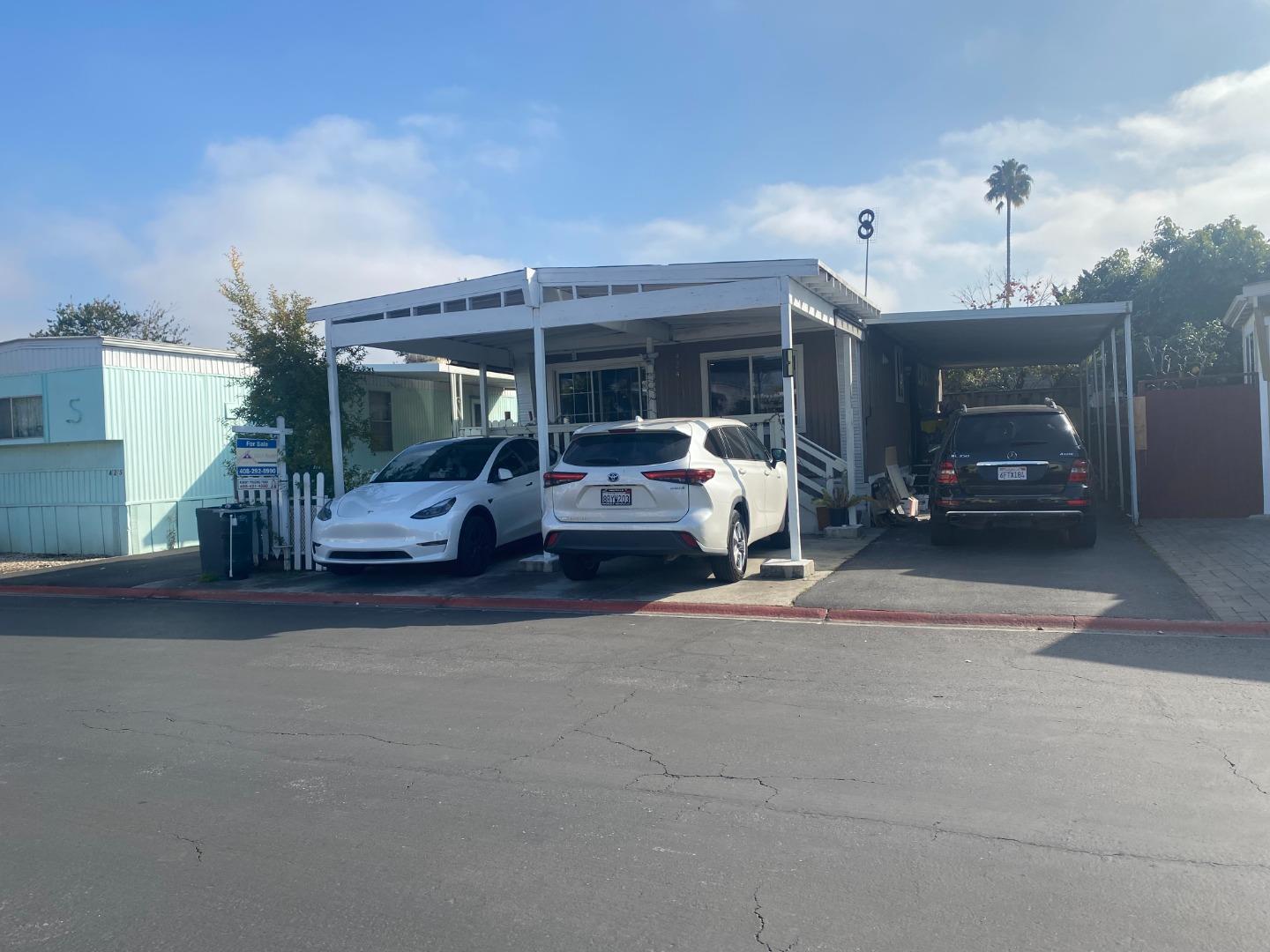 2580 Senter Road, Unit 424 San Jose, CA 95111 - Photo 2 of 12 a view of car parking