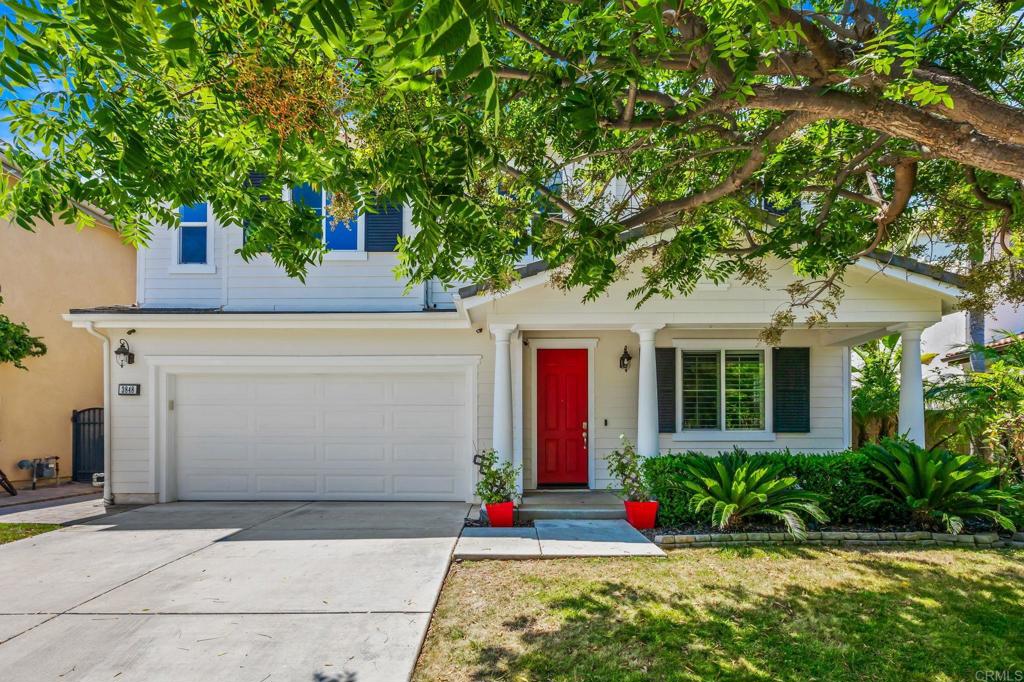 3848 Lake Park Street Fallbrook, CA 92028 - Photo 4 of 35 a front view of a house with a yard