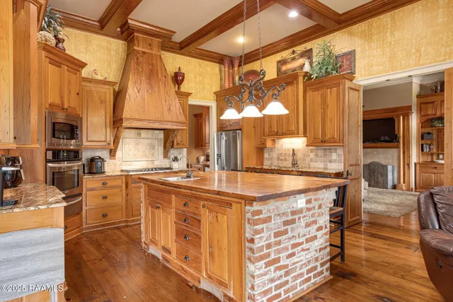 $609,507 | 301 Rue Novembre, Scott, LA 70583