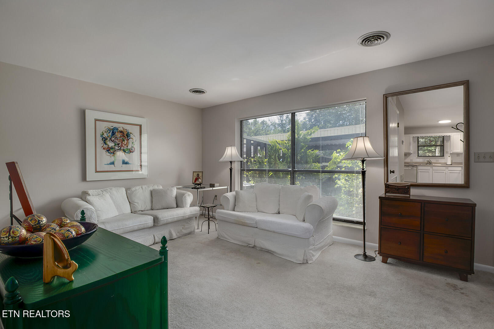 140 Brandeis Lane Oak Ridge, TN 37830 - Photo 5 of 37 05_BrandeisLane_140_Living02