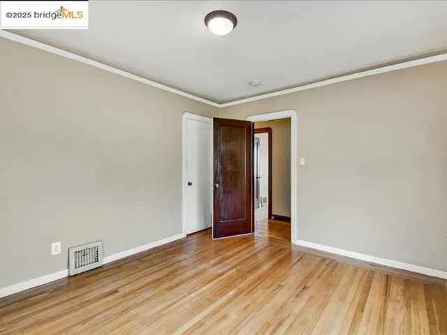 $995,000 | 4211 Market Street, Oakland, CA 94608