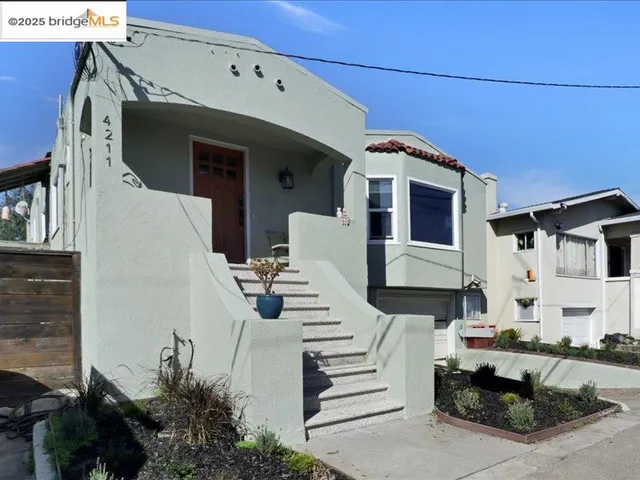 $995,000 | 4211 Market Street, Oakland, CA 94608