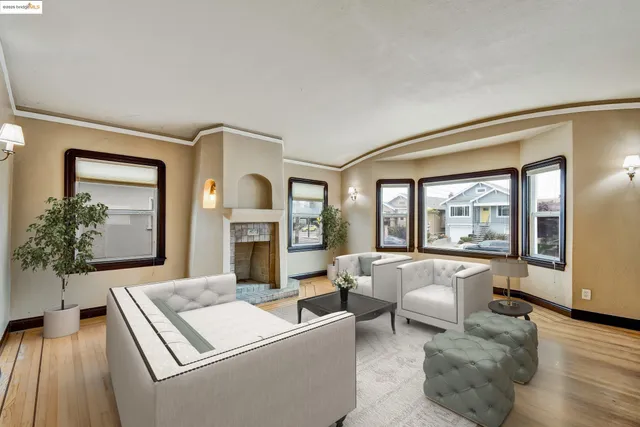 $995,000 | 4211 Market Street, Oakland, CA 94608