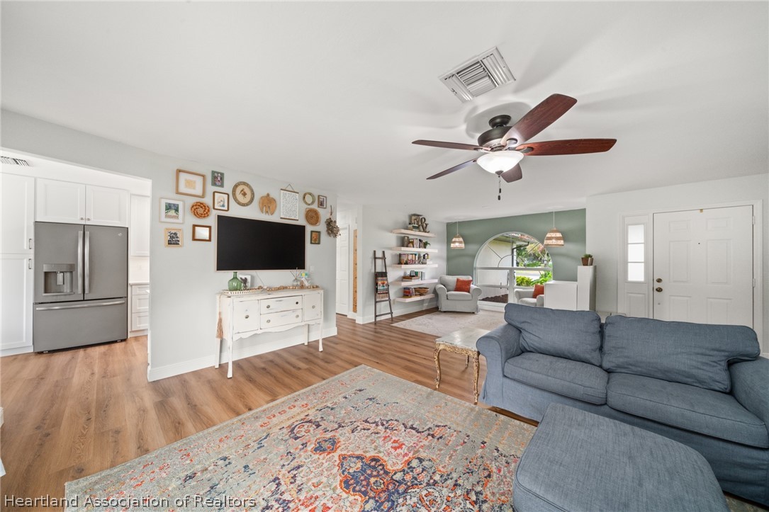 4125 Duffer Loop Sebring, FL 33872 - Photo 6 of 27 Gallery Image 6