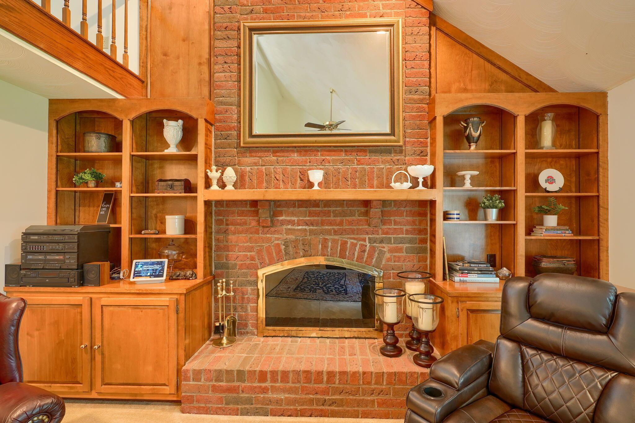 239 Ridge Side Drive Powell, OH 43065 - Photo 22 of 63 Family room