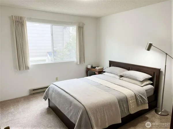 $1,398,000 | 8848 Interlake Avenue North, Seattle, WA 98103