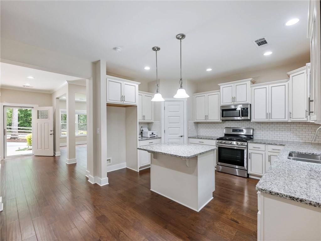 6351 Blackjack Road Flowery Branch, GA 30542 - Photo 14 of 47