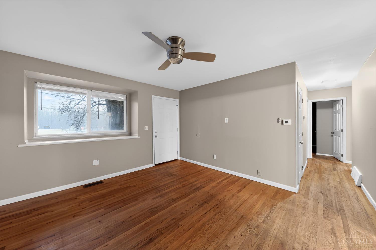 3250 Springdale Road Cincinnati, OH 45251 - Photo 5 of 30