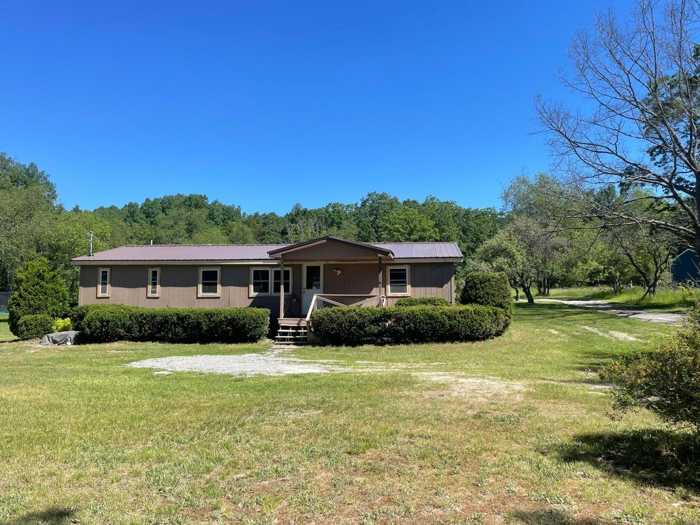 8700 North Higgins Lake Road Roscommon, MI 48653 - Photo 41 of 41 1923564-79abbb1b-cde8-4f36-ac47-7a14b7acbd5c.JPG