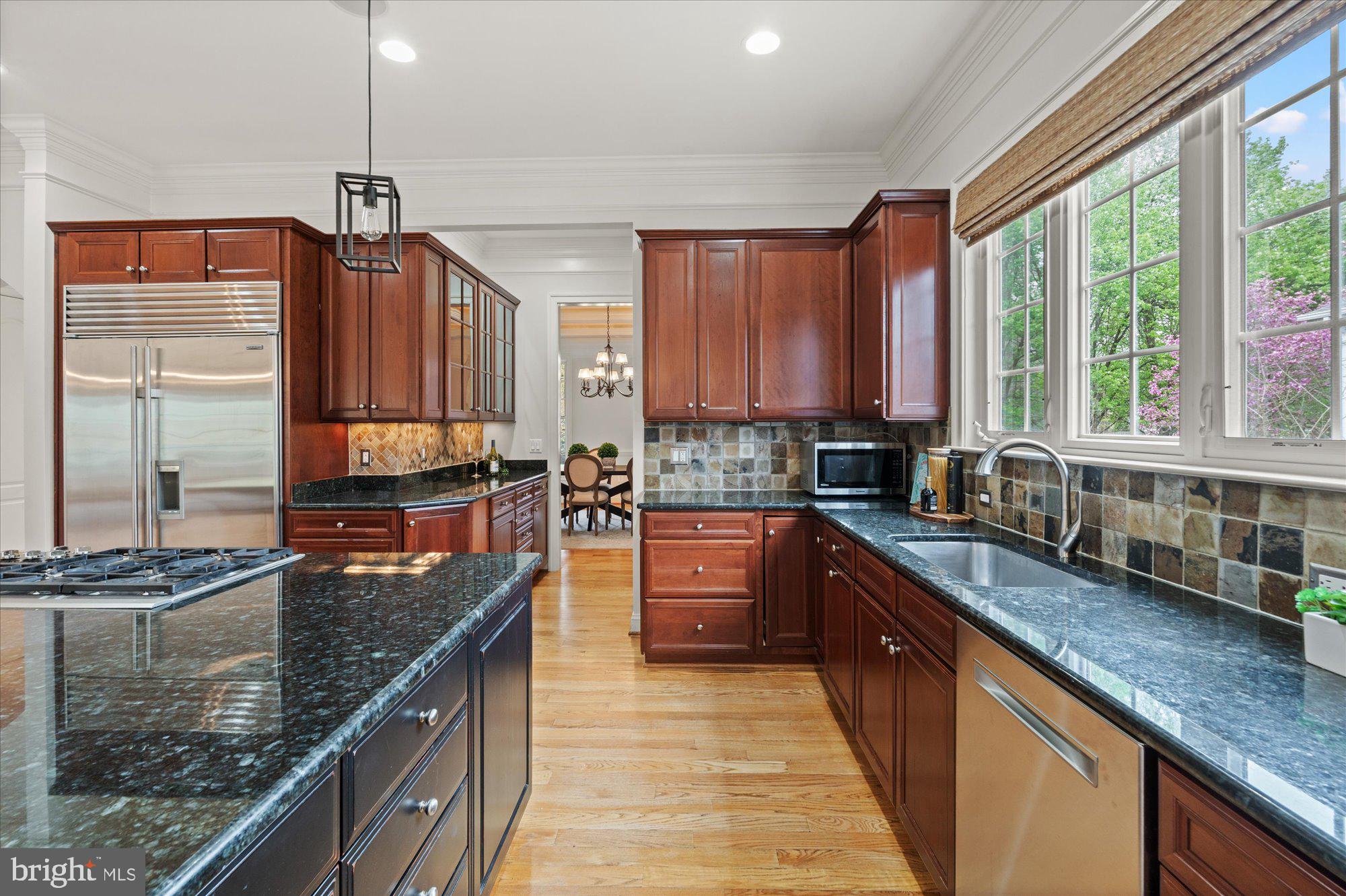 8709 Fort Hunt Road Alexandria, VA 22308 - Photo 19 of 48 Kitchen