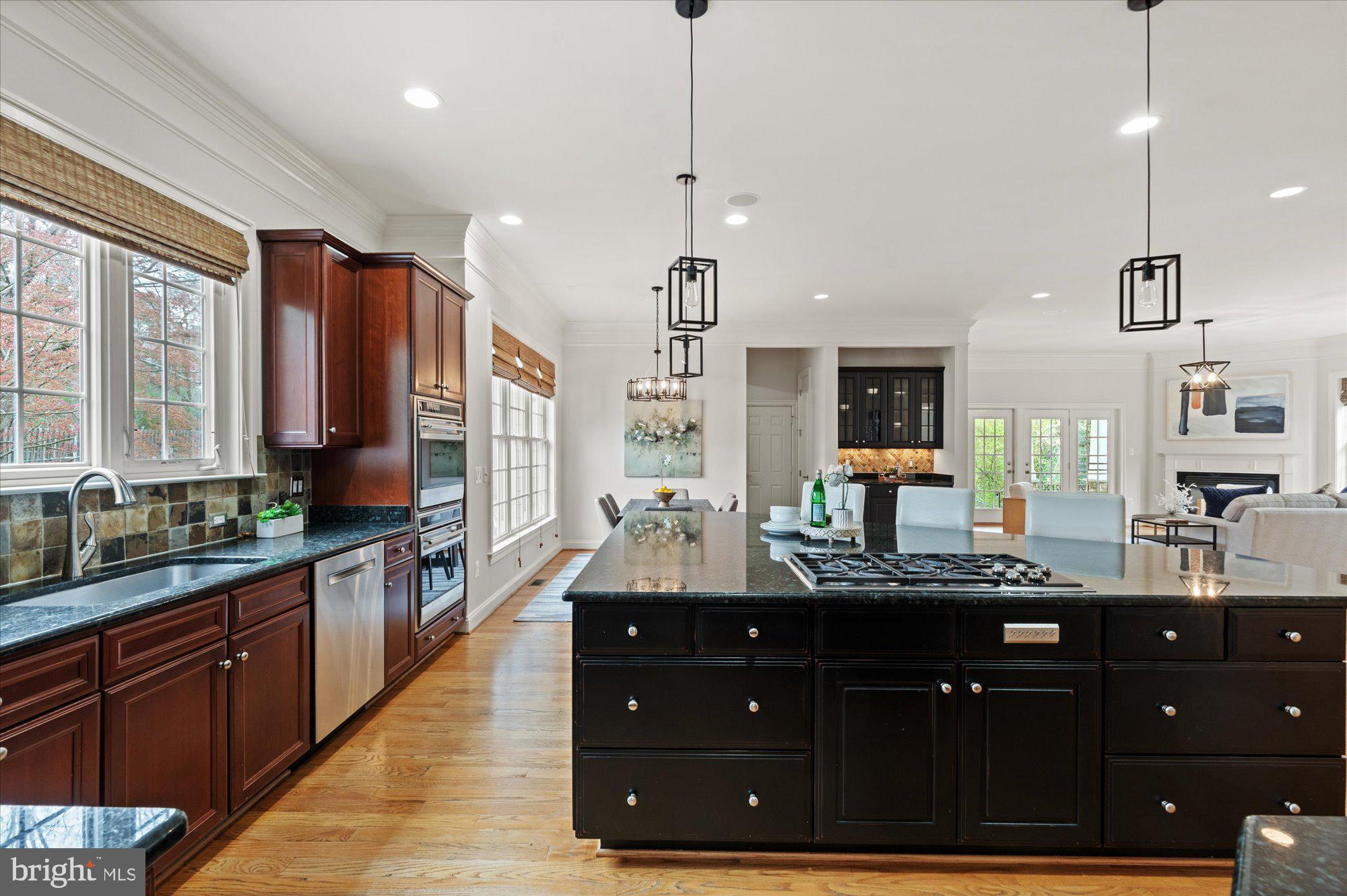 8709 Fort Hunt Road Alexandria, VA 22308 - Photo 21 of 48 Kitchen