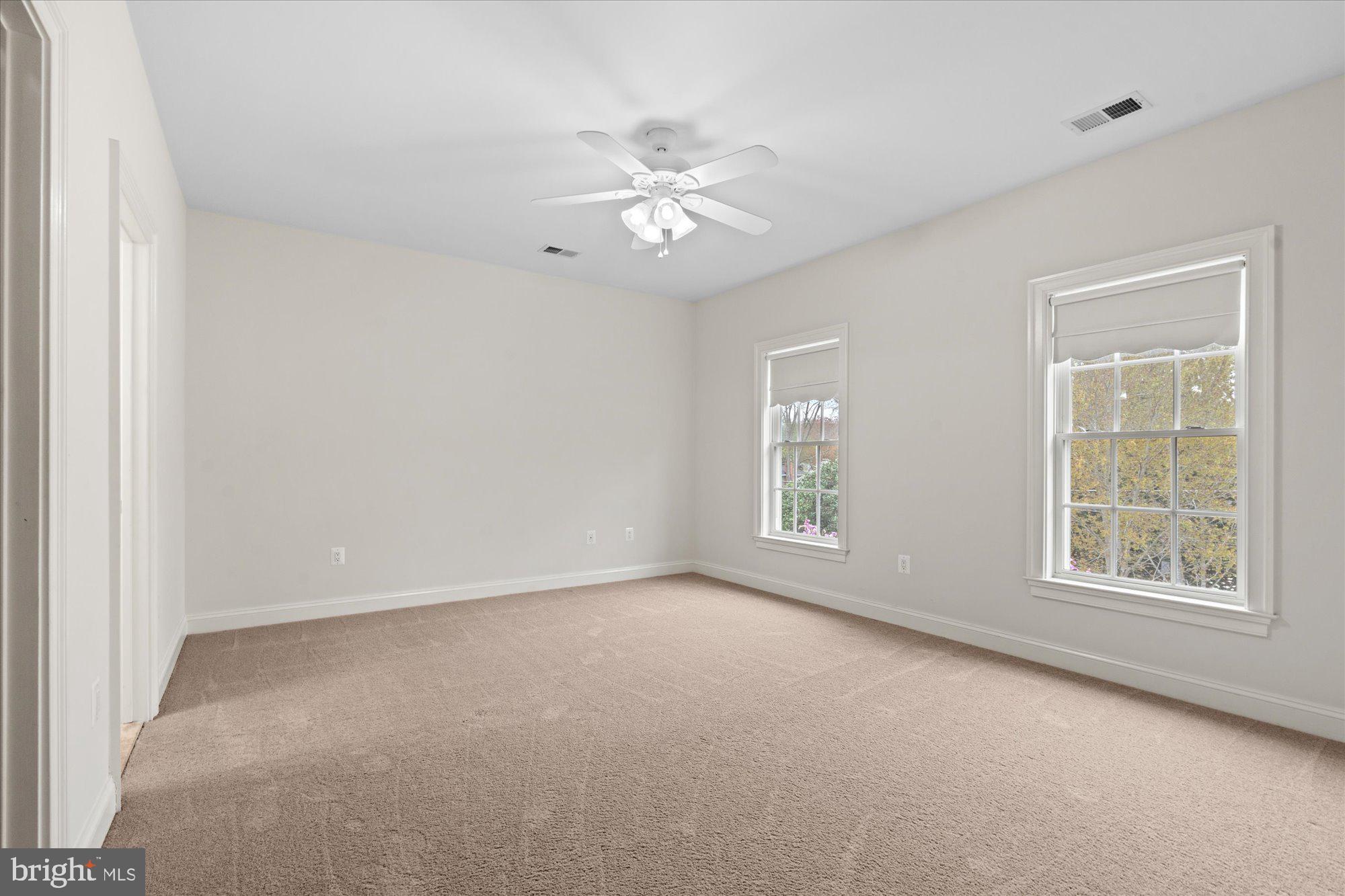 8709 Fort Hunt Road Alexandria, VA 22308 - Photo 35 of 48 Bedroom