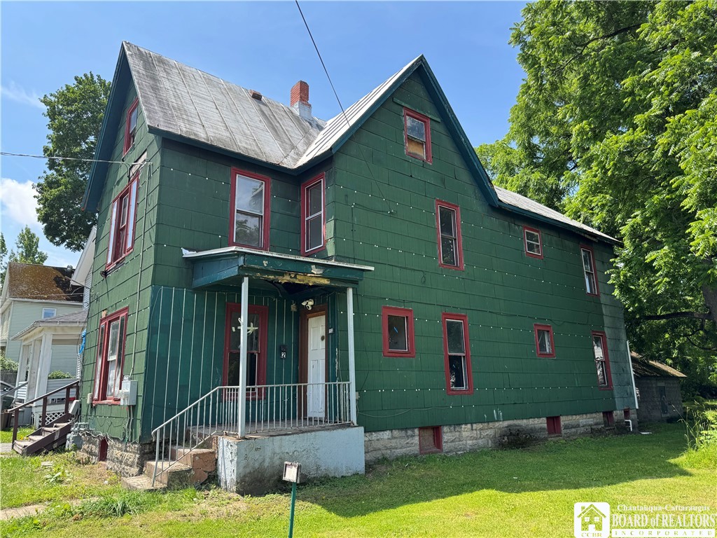 809 Cherry Street Jamestown, NY 14701 - Photo 4 of 14
