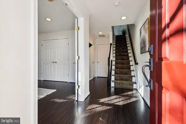 $725,000 | 313 Potter Lane, Rockville, MD 20850