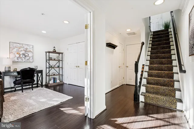 $725,000 | 313 Potter Lane, Rockville, MD 20850