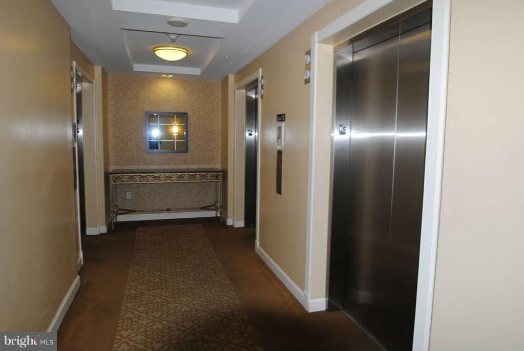 2726 Gallows Road, Unit 901 Vienna, VA 22180 - Photo 9 of 13 a view of a elevator