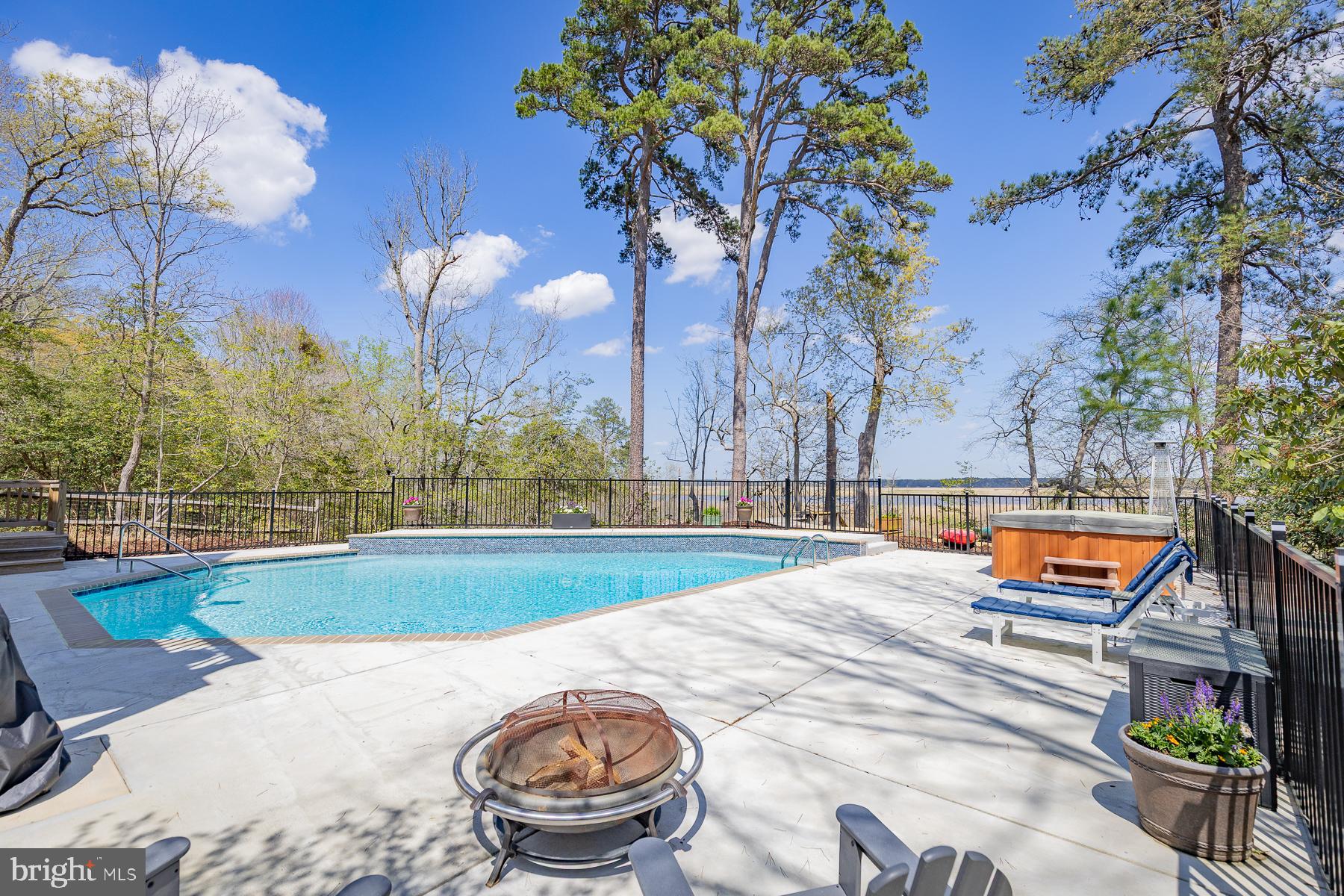 1924 Custis Millpond Road West Point, VA 23181 - Photo 31 of 47