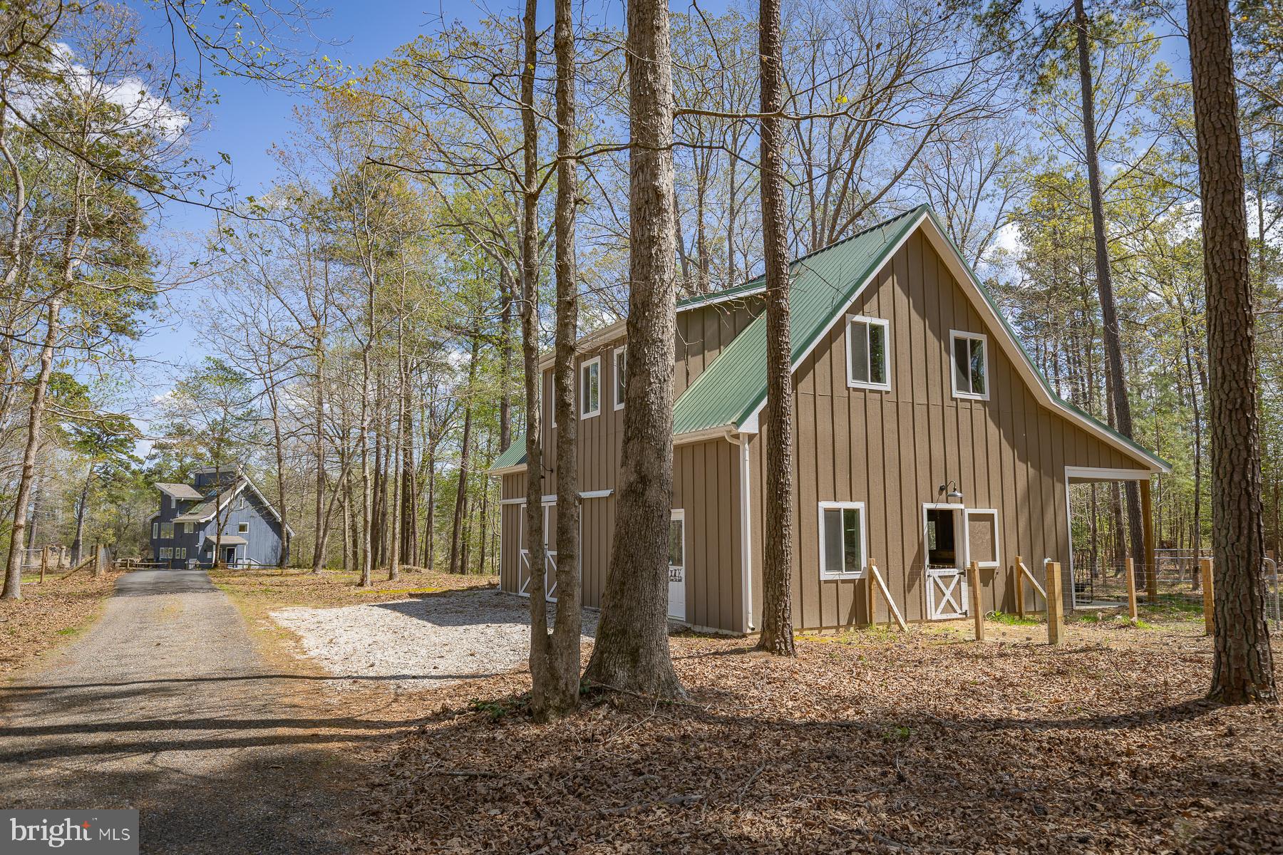 1924 Custis Millpond Road West Point, VA 23181 - Photo 6 of 47