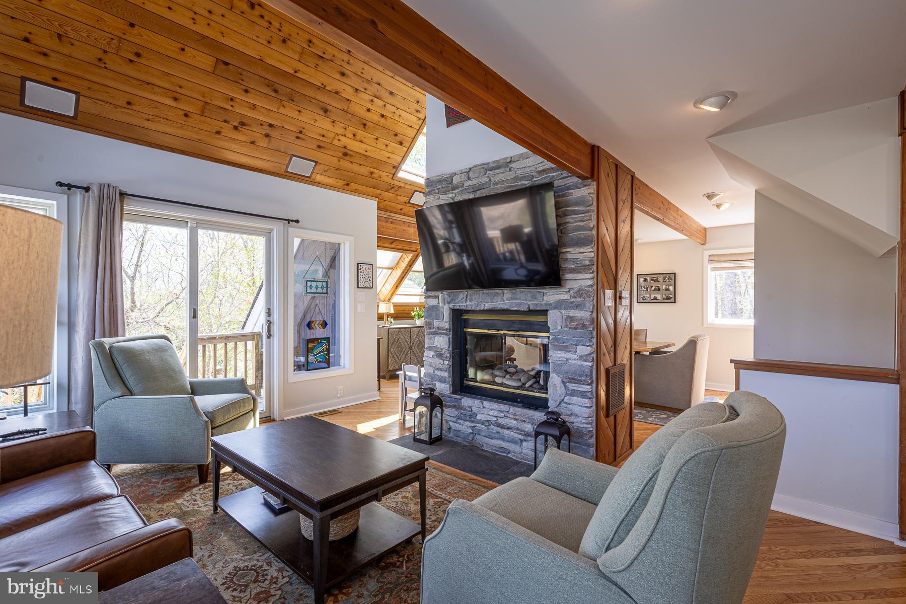 1924 Custis Millpond Road West Point, VA 23181 - Photo 10 of 47